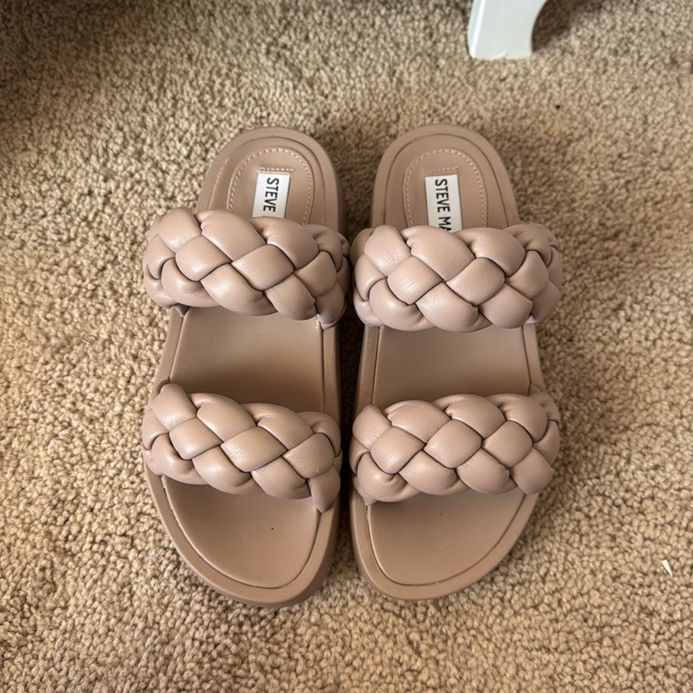 Steve Madden sandals
